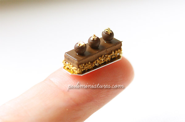 Dollhouse Miniature Food - Dessert Choconoisette