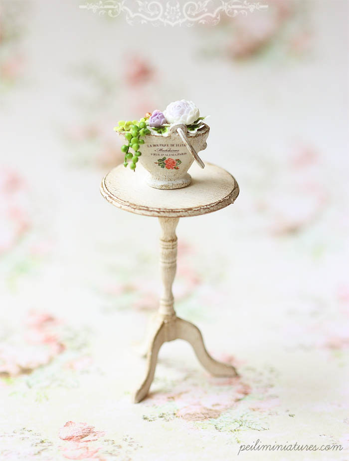 Dollhouse Miniature Flower Arrangement - Garden Secrets