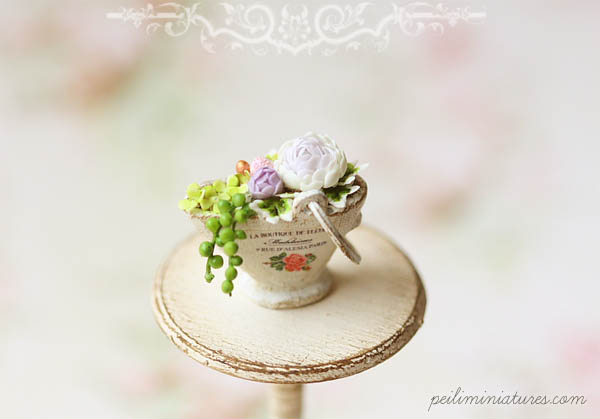 Dollhouse Miniature Flower Arrangement - Garden Secrets