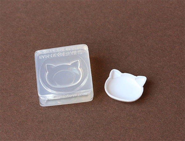Miniature Dish Mold - Kitty Cat Face Dish Mold