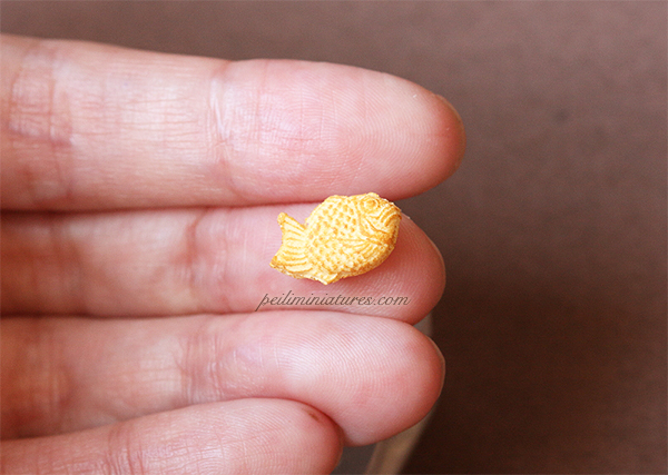 Dollhouse Miniature Taiyaki Mold - Miniature Japanese Fish Shape Cake Mold