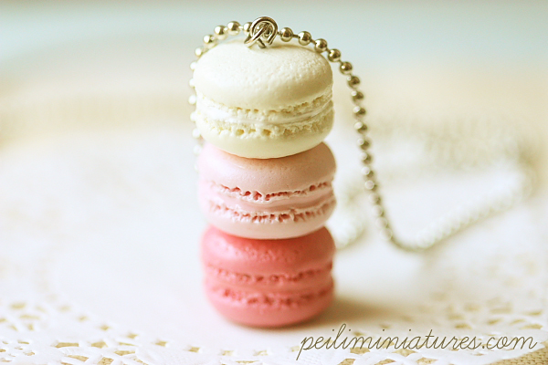 Macaron Jewelry - Trio Macarons Necklace - Pink Sweetie