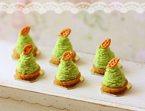 Miniature Dollhouse Food - Green Tea Mont Blanc Dessert in 1/12 Scale
