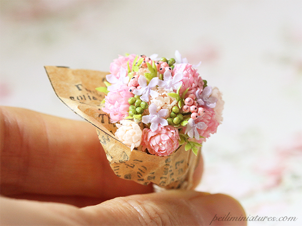Dollhouse Miniature Flowers - Pink Whispers
